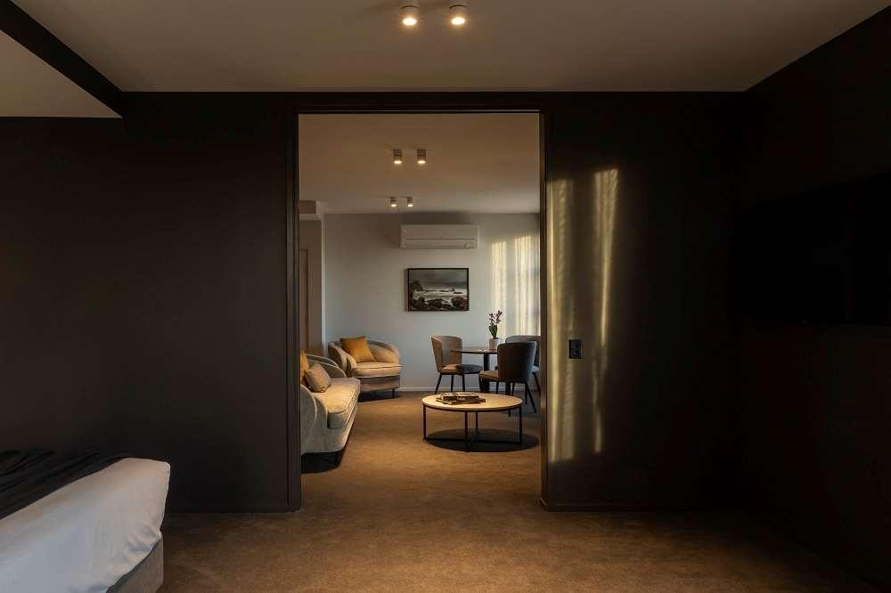 The Mayfair Christchurch Room photo A suite at the hotel